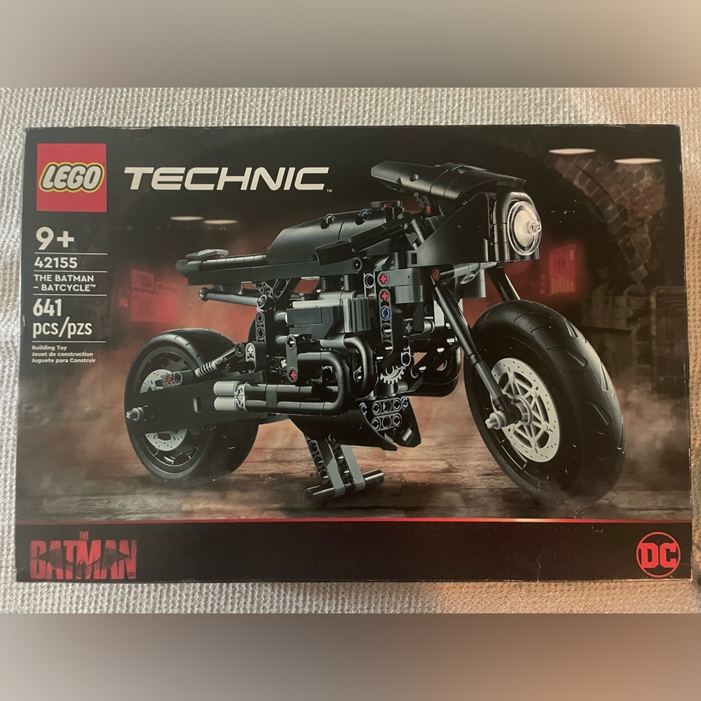 The Batman Batcycle Lego Set